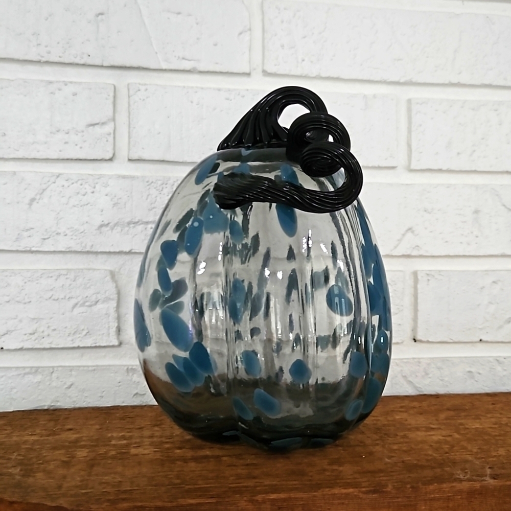 Thanksgiving glass pumpkin new